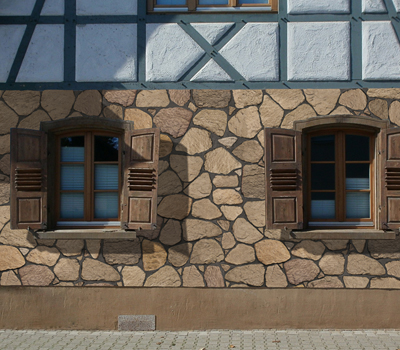 Savoie Bronze Fachwerkhaus außen